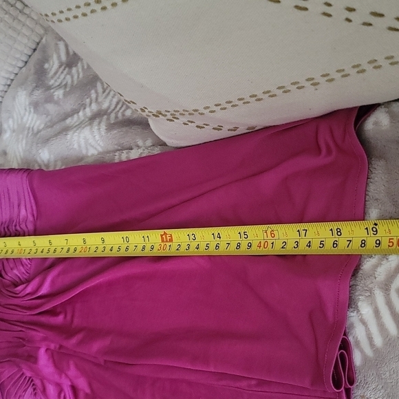 BCBG Maxazria Strapless Tube Top Size Small in Pink - Picture 7 of 7